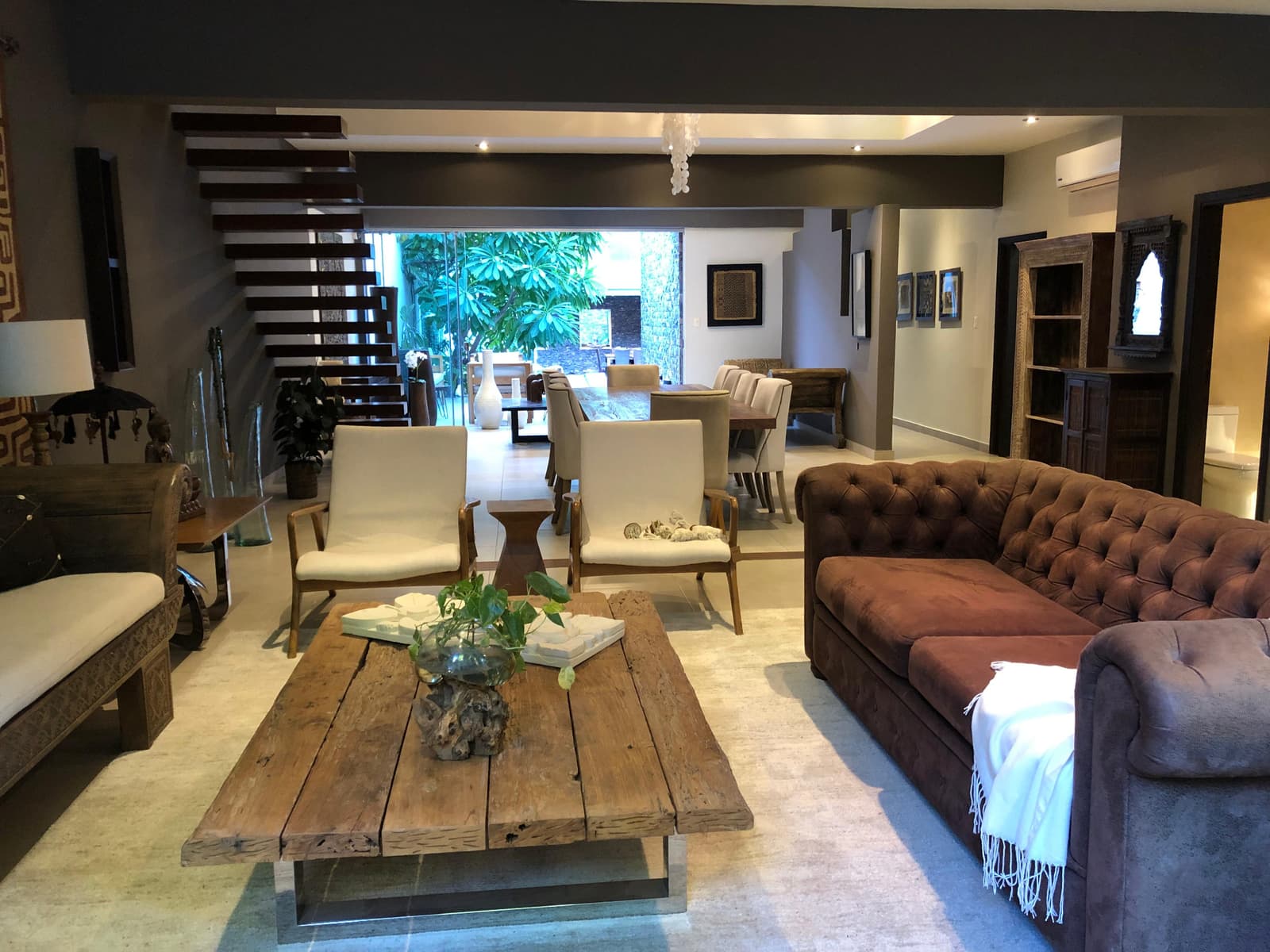 Casa en Charles De Gaulle & Alfredo Seiferheld - foto 9