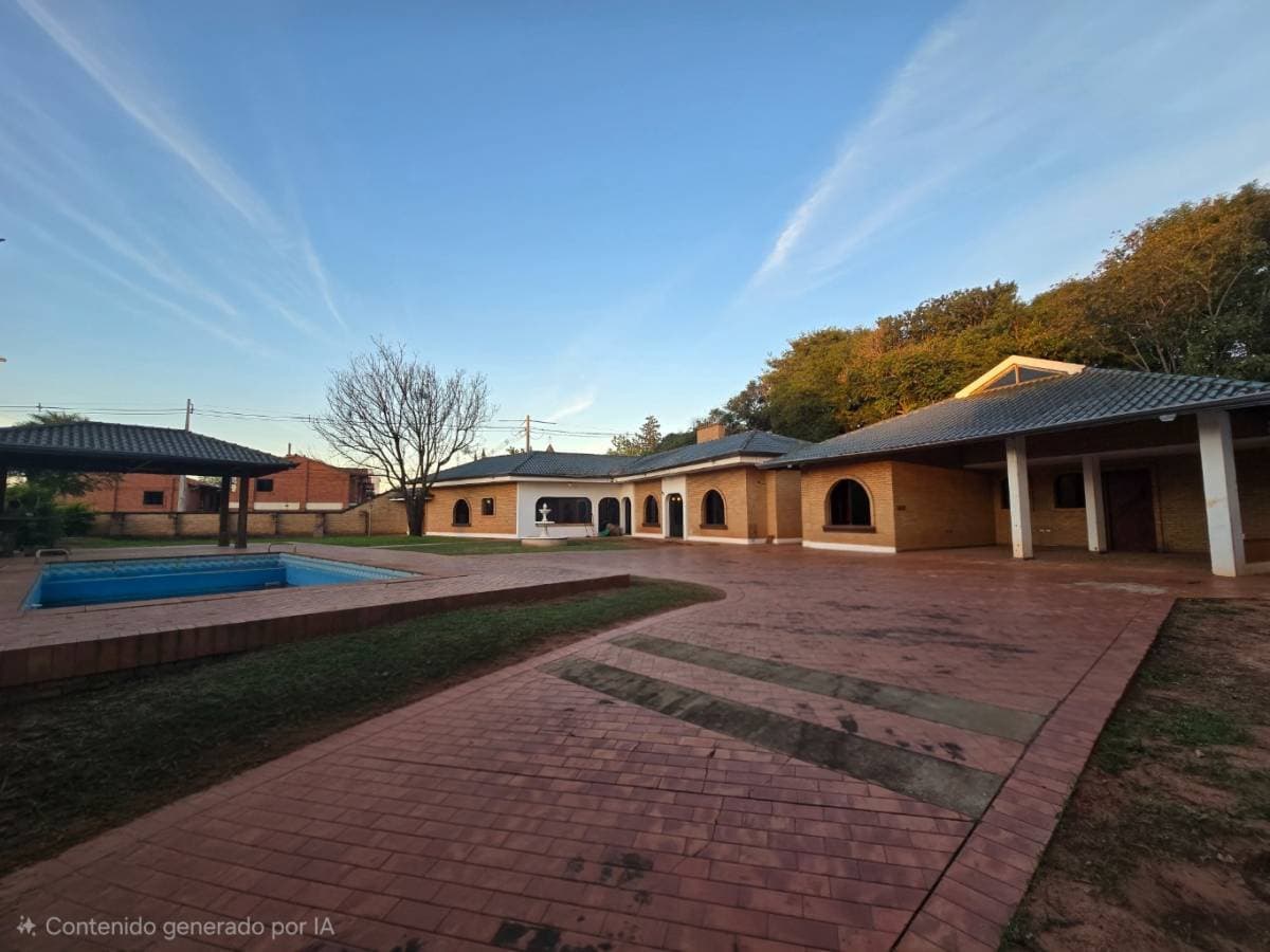 Casa en Coronel Vicente Machuca - foto 3
