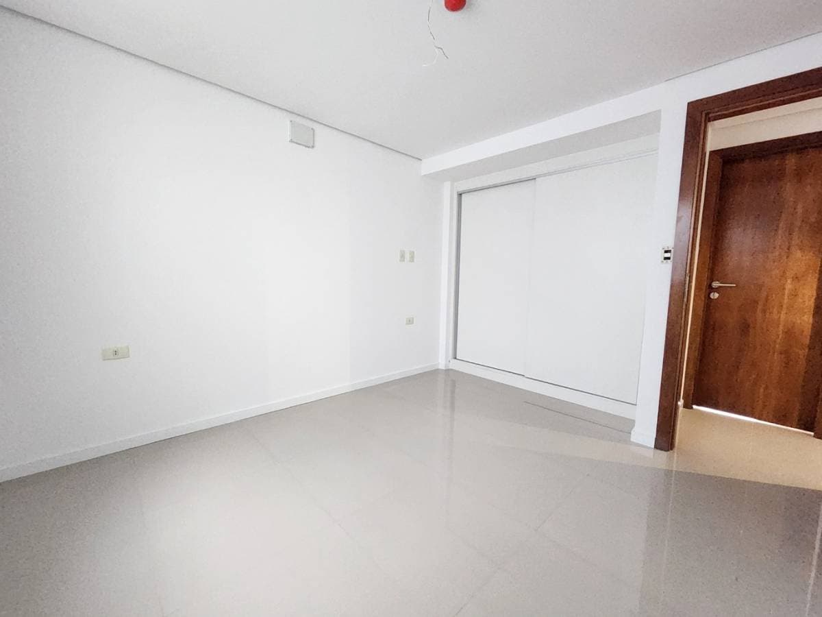 Departamento en Las Mercedes, Asunción - foto 8