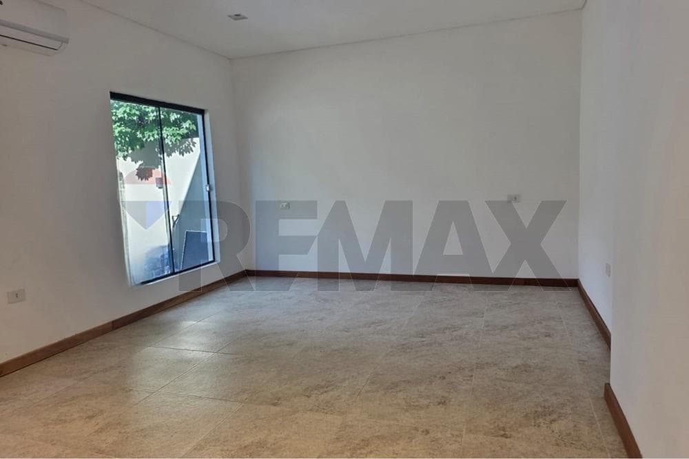 Casa en Camilo Recalde - foto 10