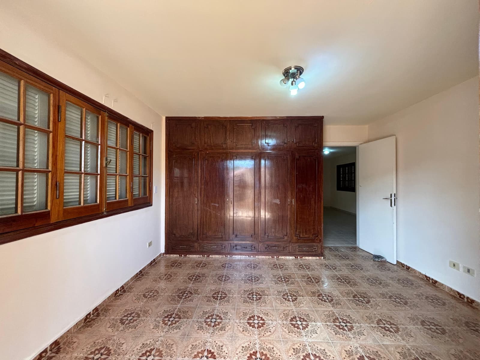 Local comercial en Senador Long - foto 6