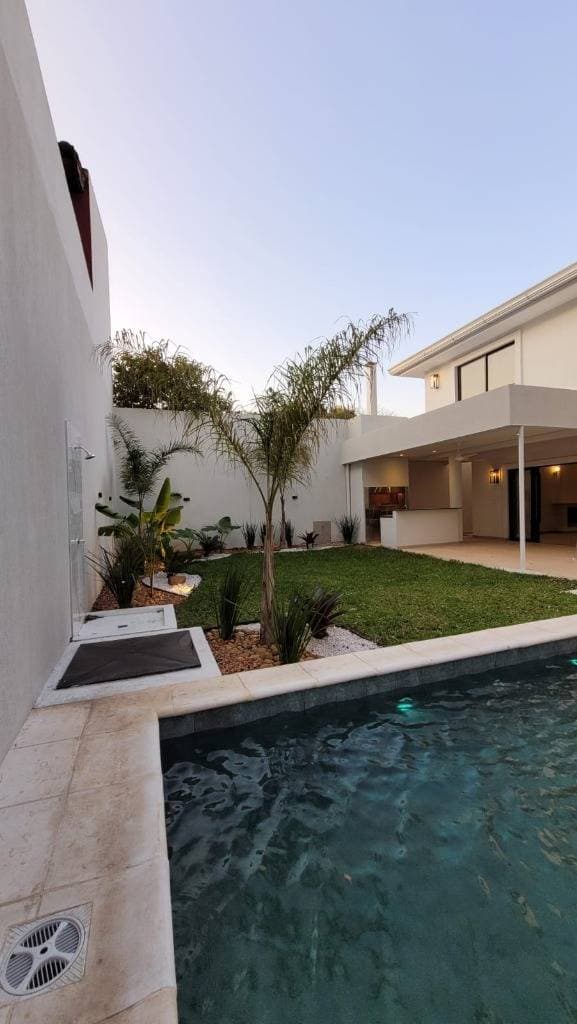 Casa en Villa Aurelia, Asunción - foto 2