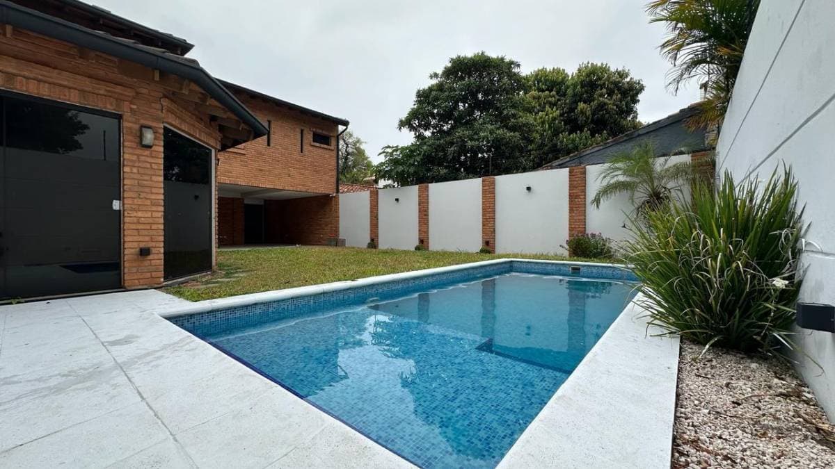 Casa en General Rogelio Benitez 3131 - foto 3