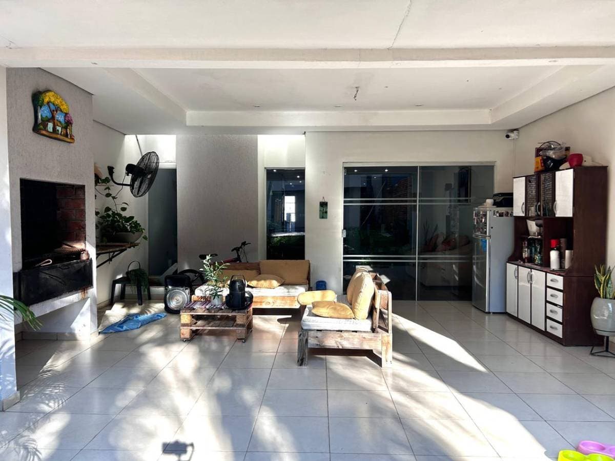 Casa en Ropa americana sabri