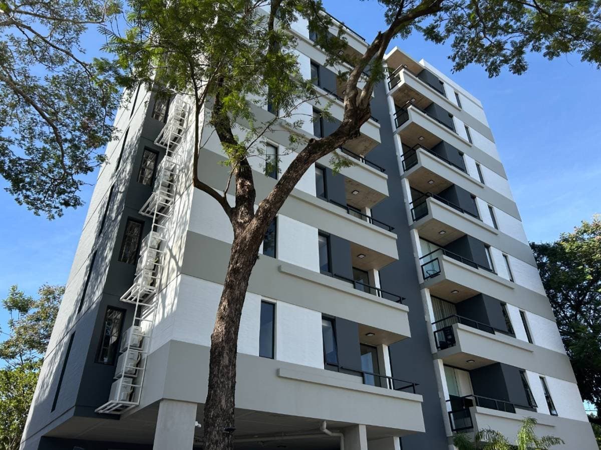 Departamento en Adrian Jara - foto 9