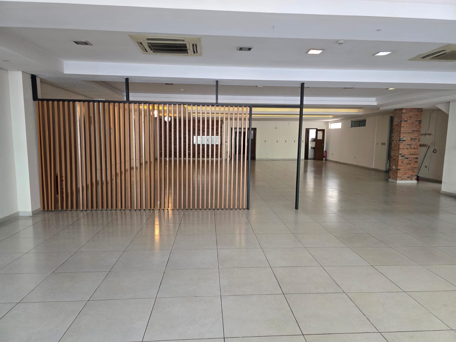 Local comercial en Av. Dr. Guido Boggiani - foto 4