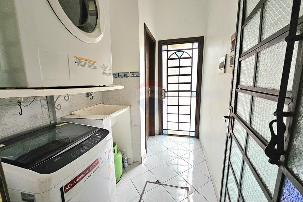 Casa en Agustín Pío Barrios - foto 4