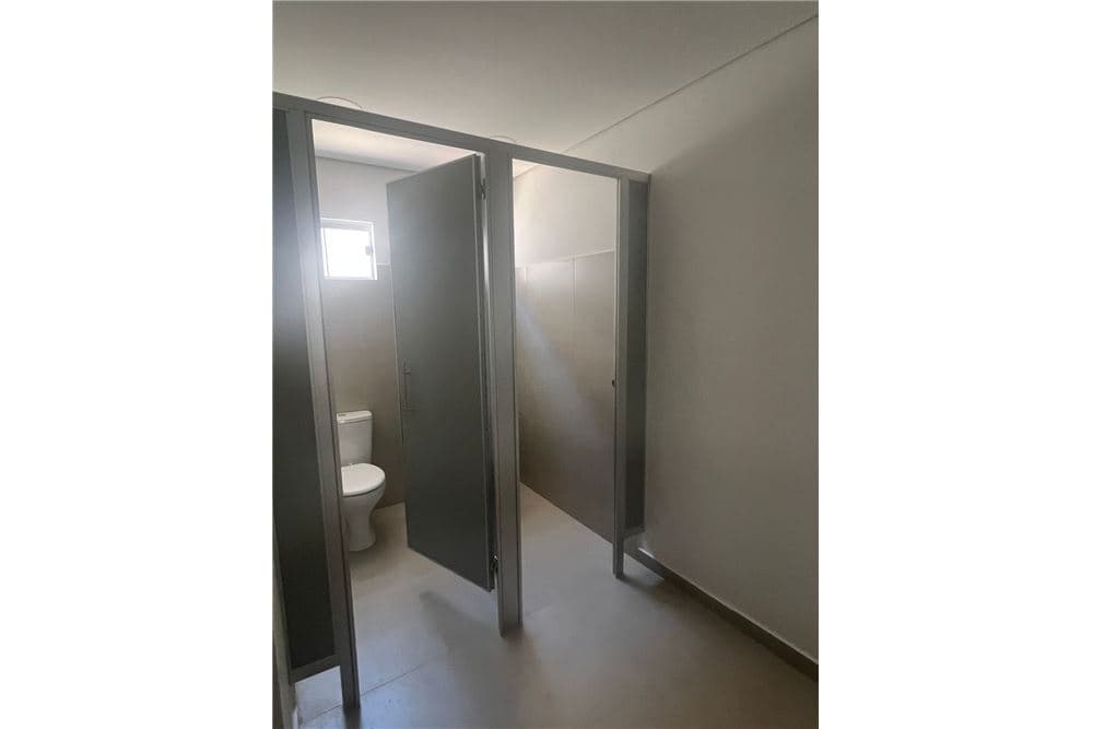 Local comercial en Mburucuyá, Asunción - foto 4