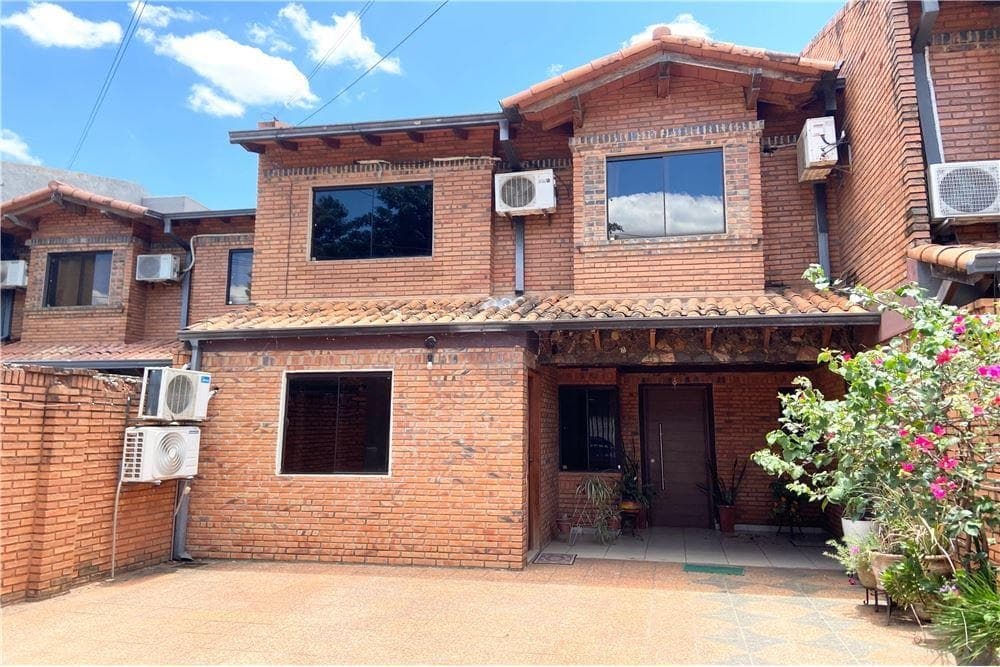 Dúplex en Fernando de la Mora, Central