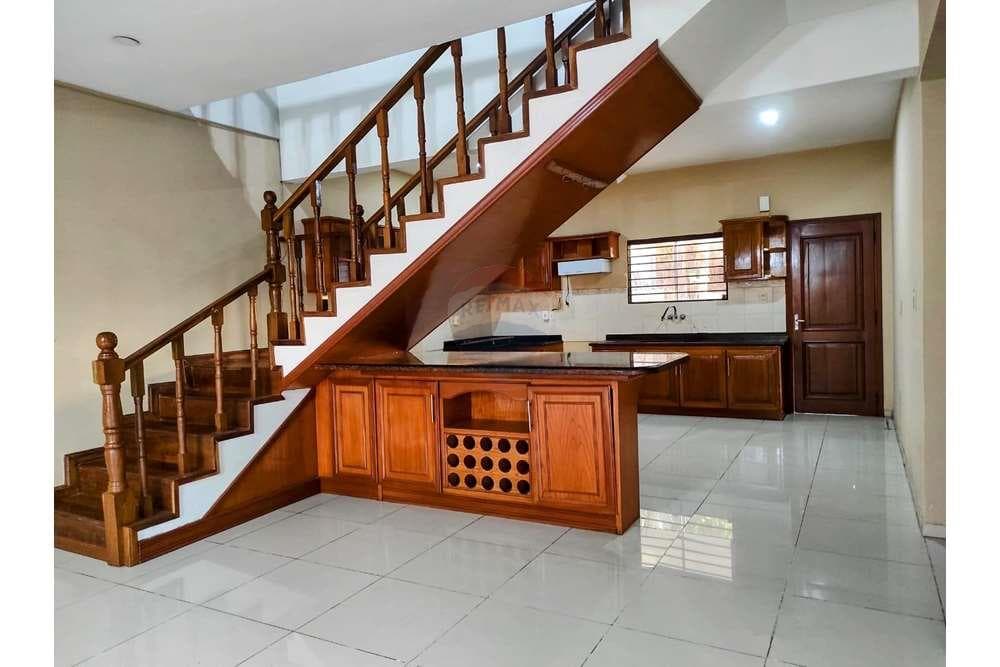 Casa en 4To Barrio - foto 4