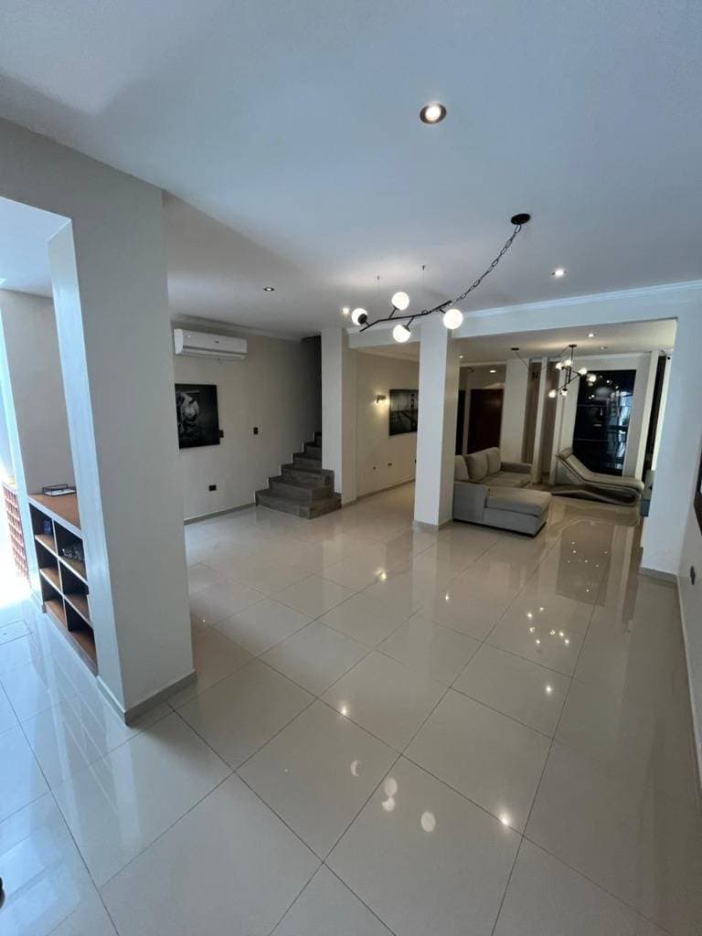Casa en Juan Zorrilla De San Martin - foto 2
