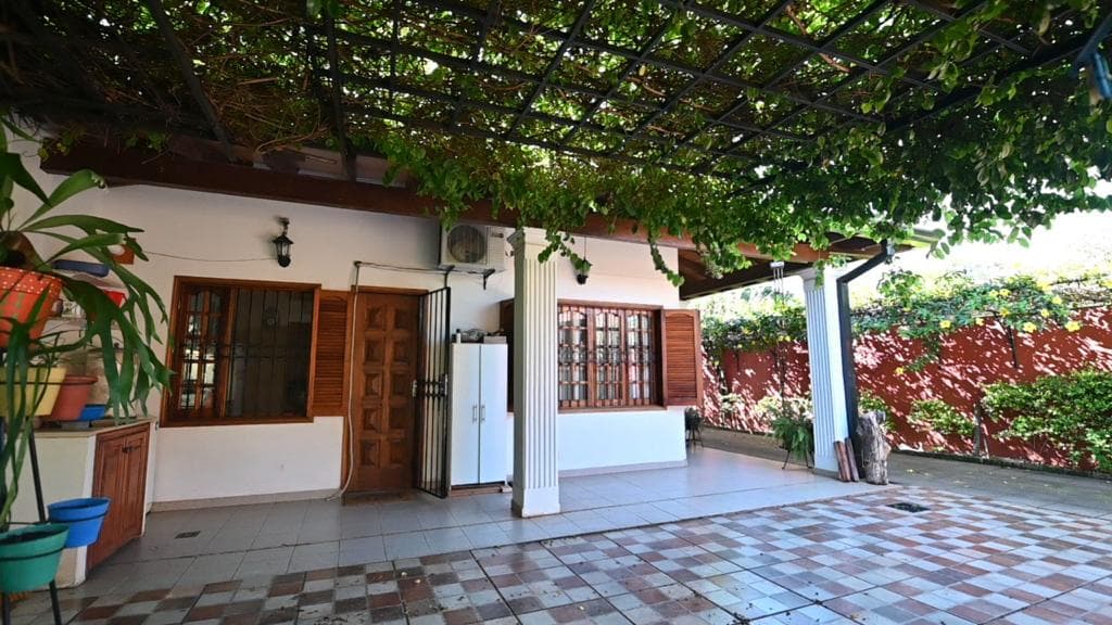 Casa en San Lorenzo, Central - foto 3