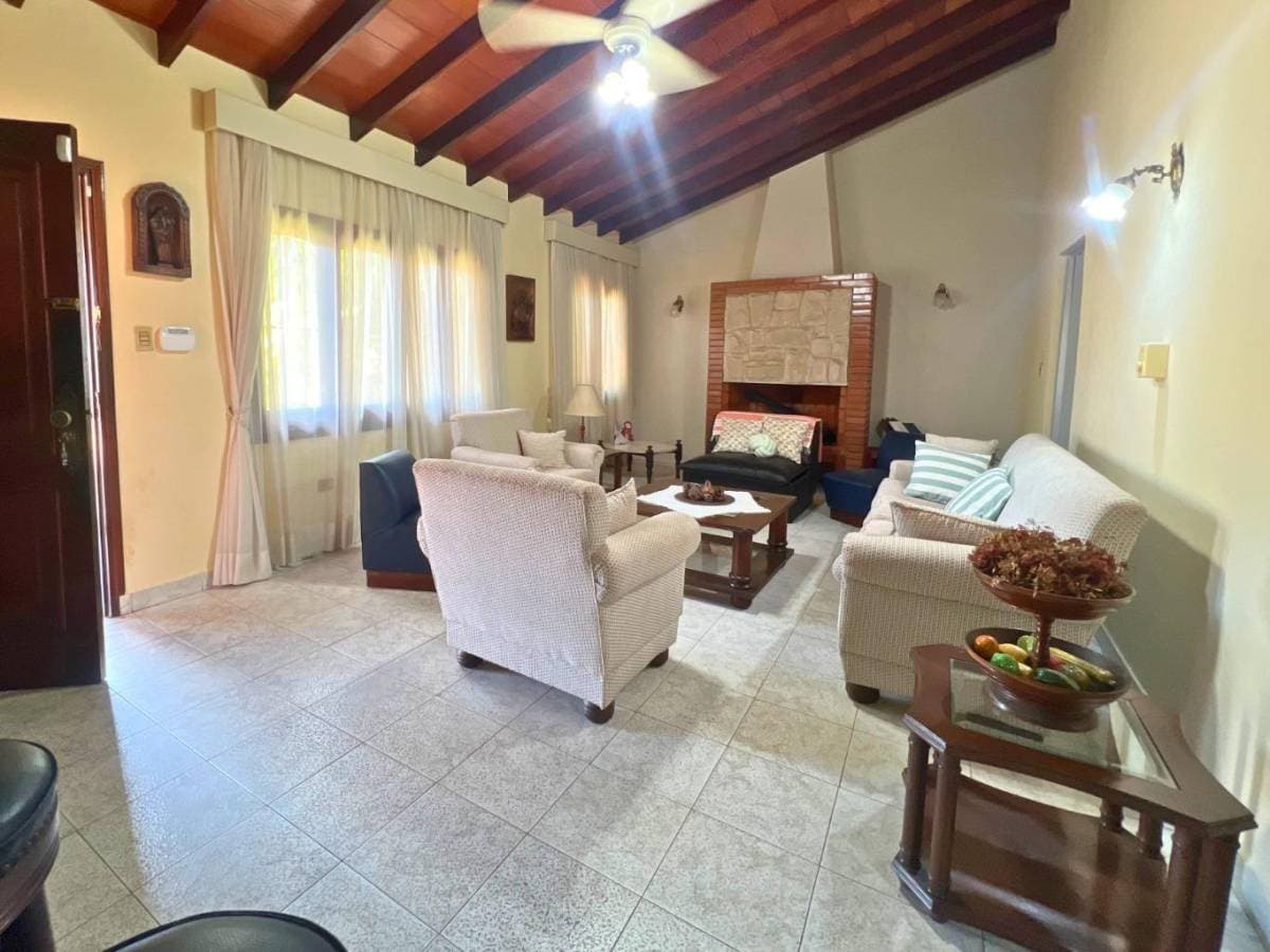 Casa en Teresa Lamas Carísimo - foto 2