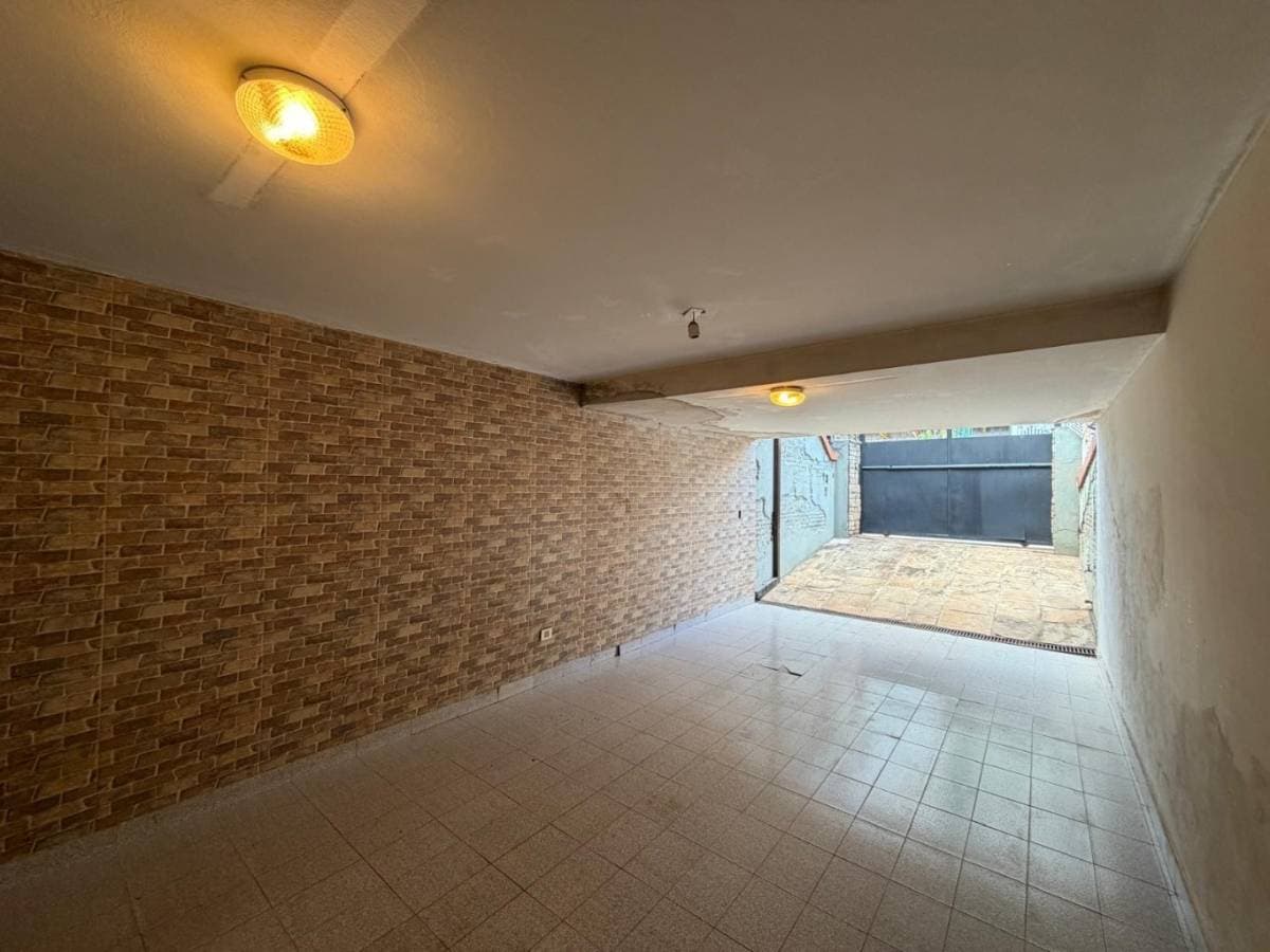 Casa en Avenida Santísima Trinidad & Prof. Dr. Francisco Fernández - foto 8