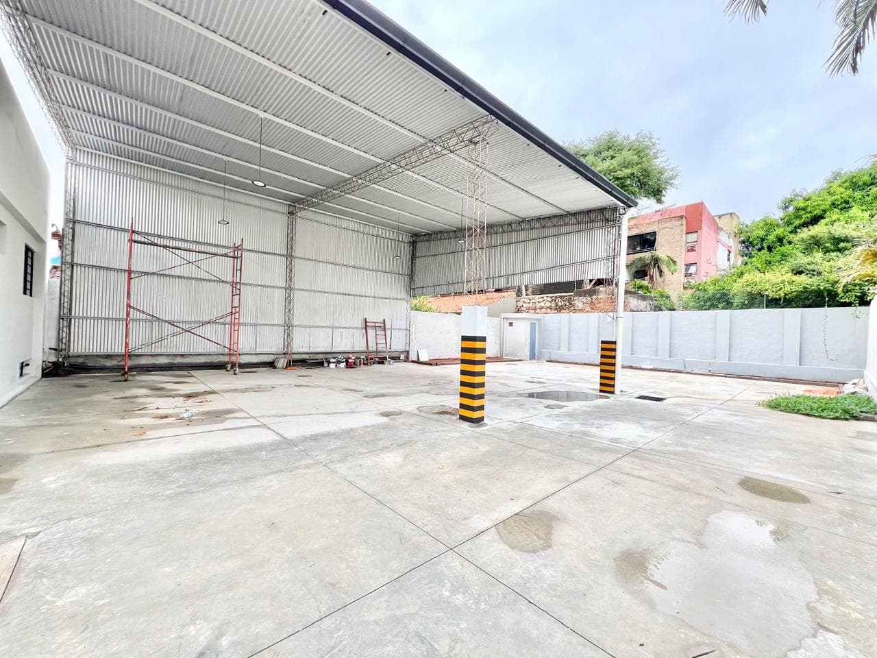 Local comercial en San Vicente, Asunción - foto 2