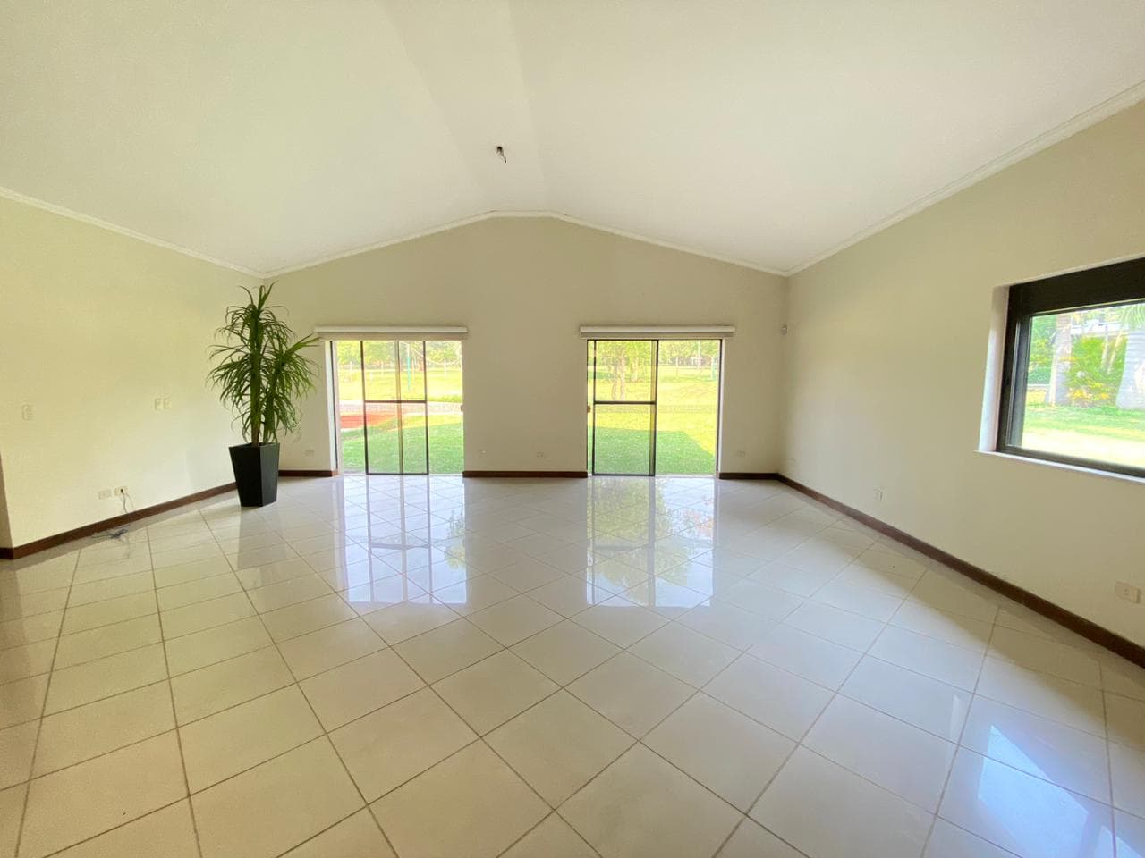 Casa en Yacht & Golf Club Paraguayo - foto 10