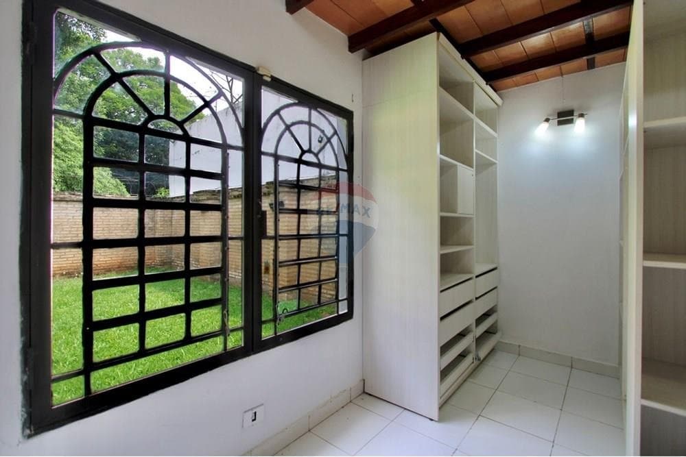 Casa en San Lorenzo, Central - foto 8