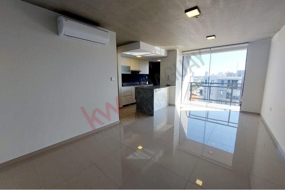 Departamento en calle Manantiales - foto 3