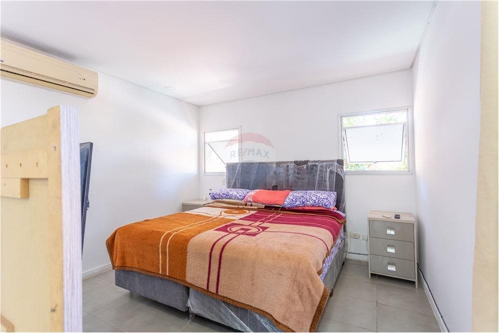 Casa en Fernando de la Mora, Central - foto 7