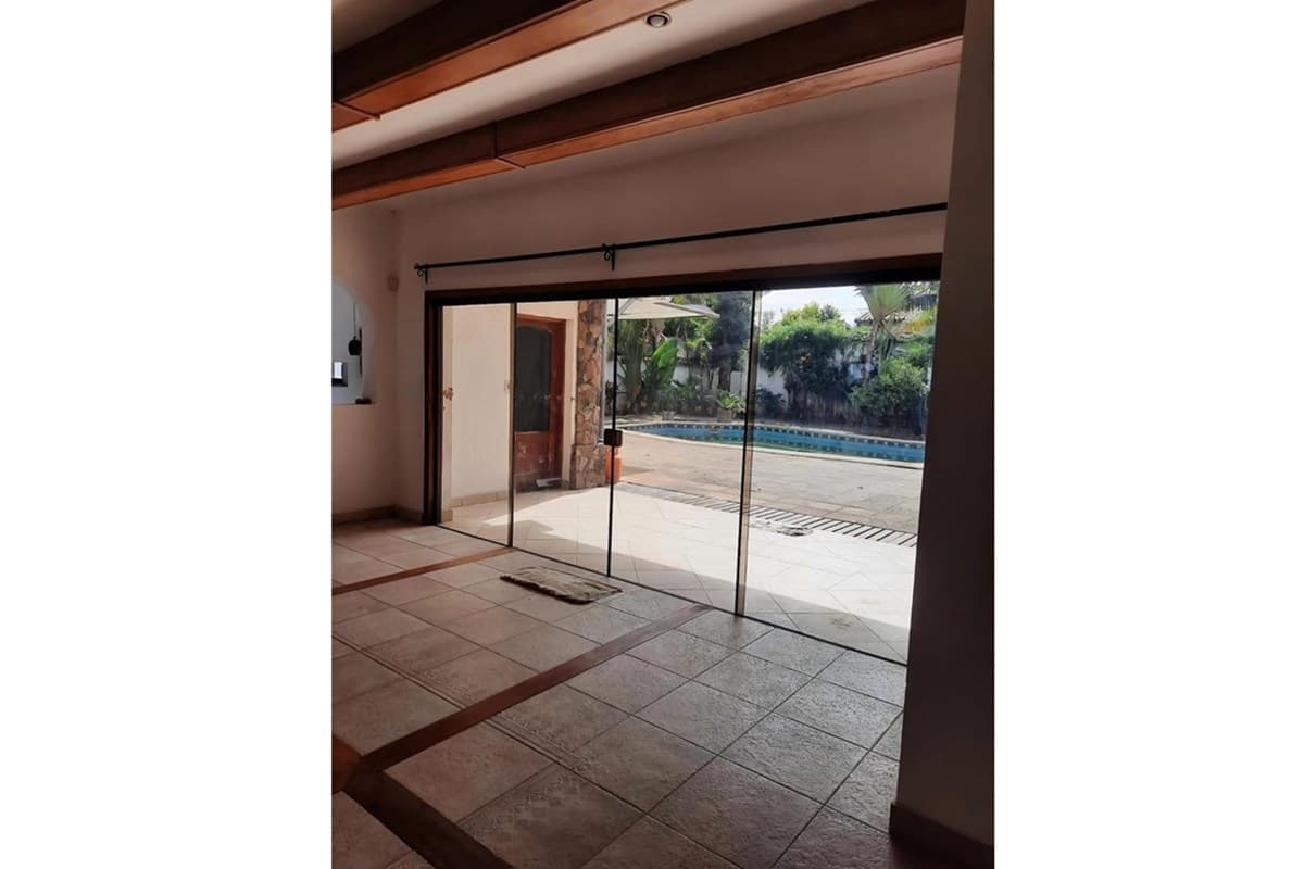 Casa en Villa Aurelia, Asunción - foto 4