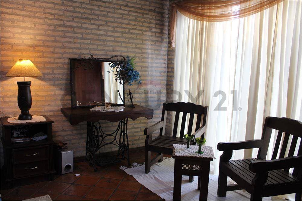 Casa en Marcos Riera & Tte. Rivarola - foto 7