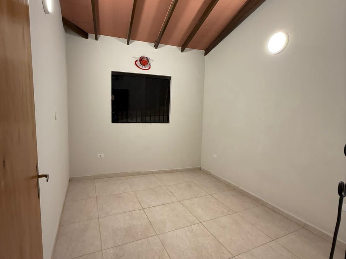Departamento en Juan Aponte