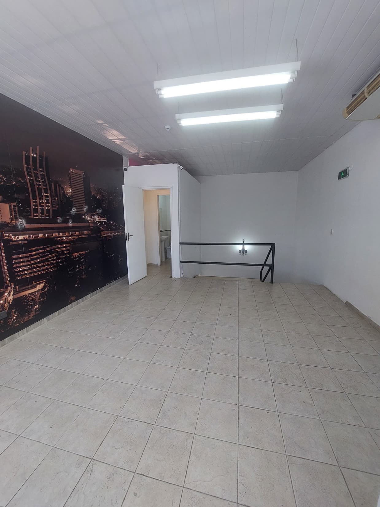 Local comercial en Villa Morra, Asunción - foto 4