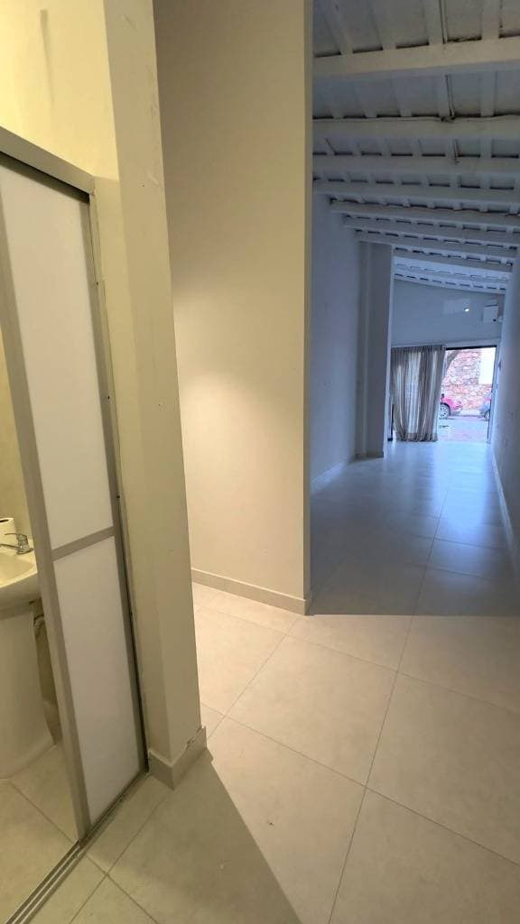 Local comercial en Trifon Benitez Vera & Moisés Bertoni - foto 2