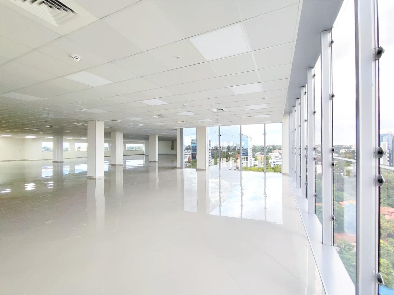 Oficina en Villa Morra, Asunción