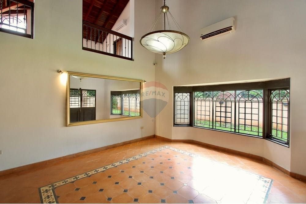 Casa en San Lorenzo, Central - foto 6