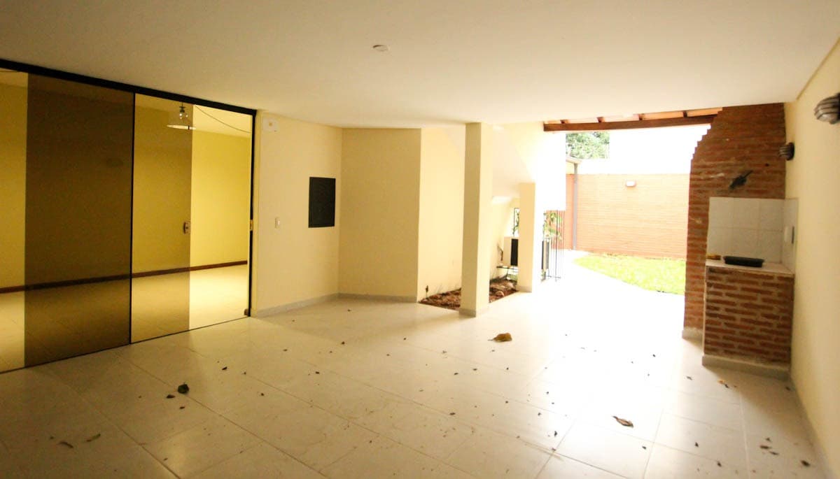 Dúplex en Ycuá Satí, Asunción - foto 3
