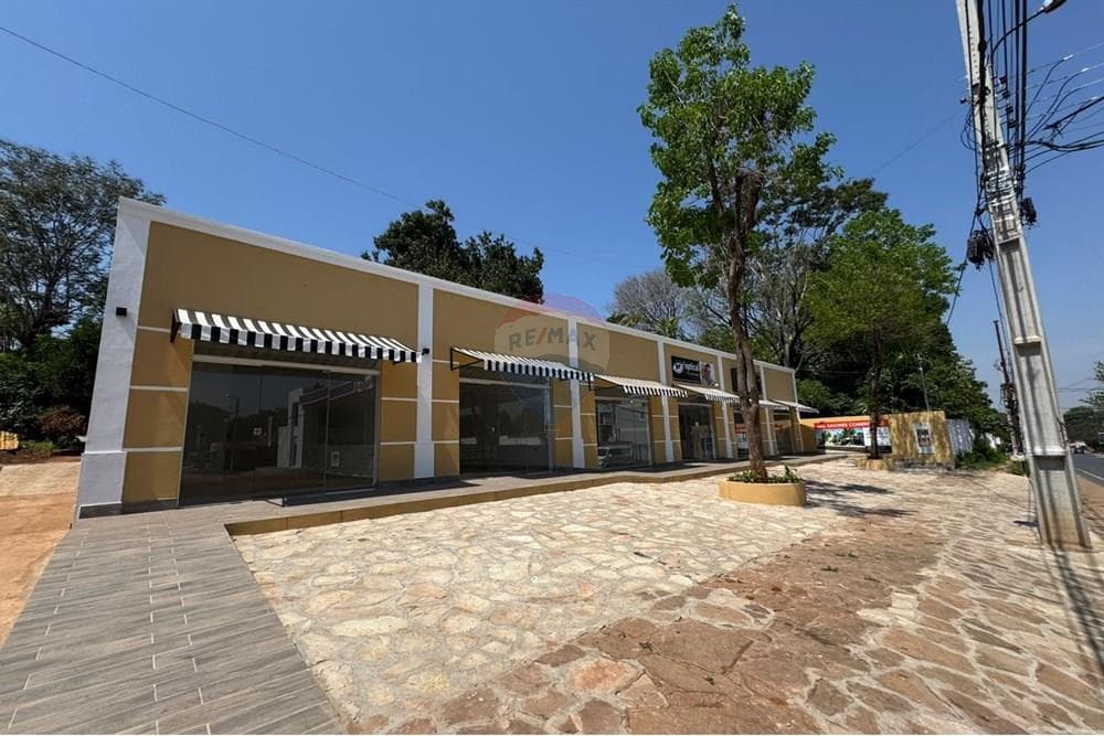 Local comercial en Av. Pratt Gill