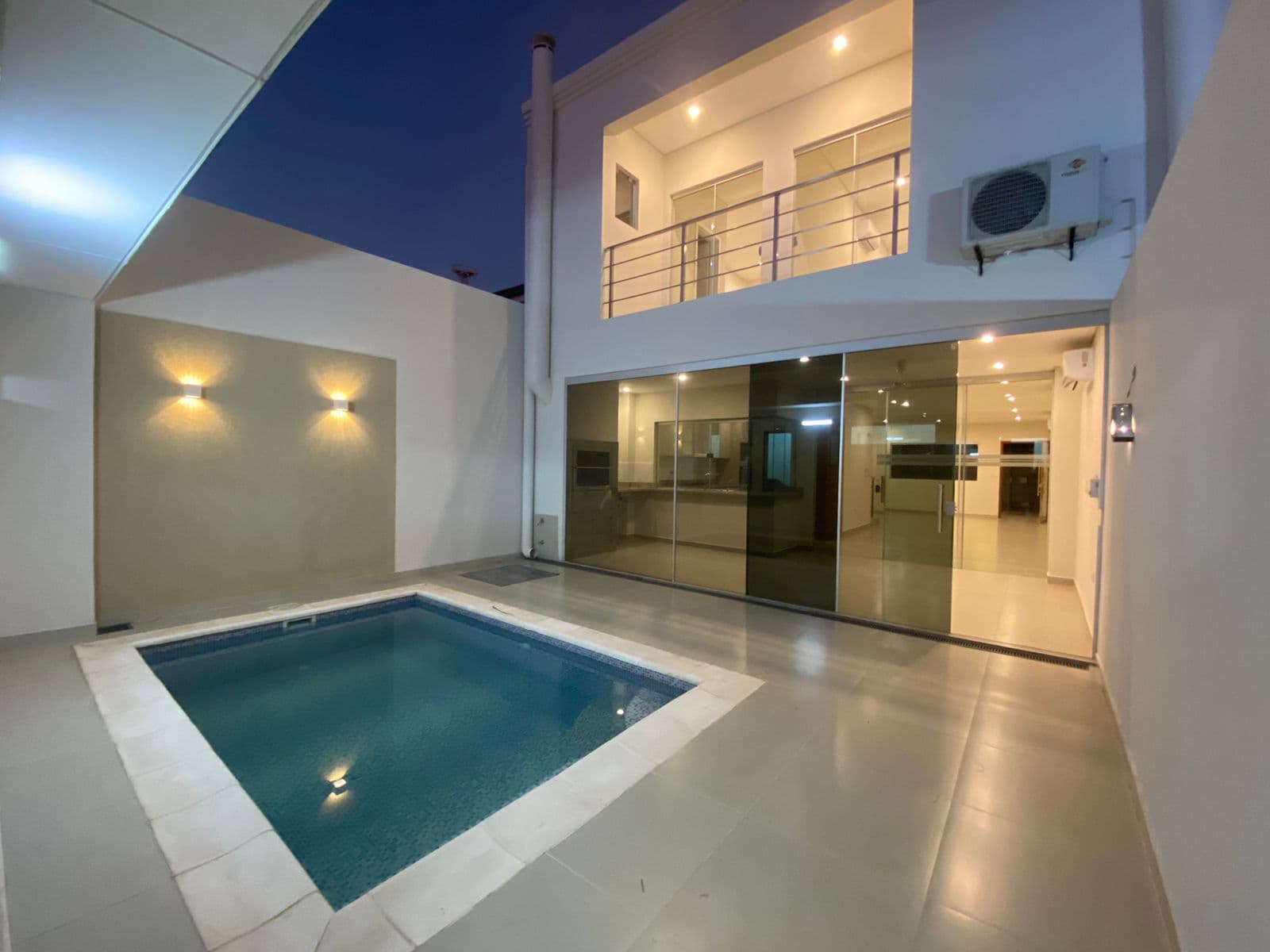 Dúplex en Los Laureles, Asunción
