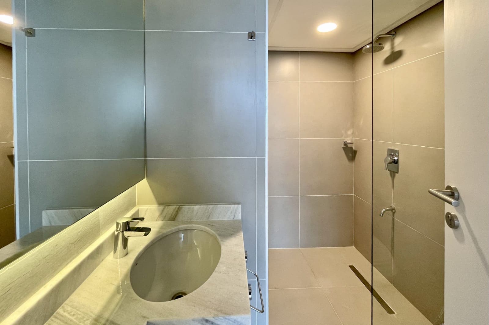 Departamento en Villa Morra, Asunción - foto 3