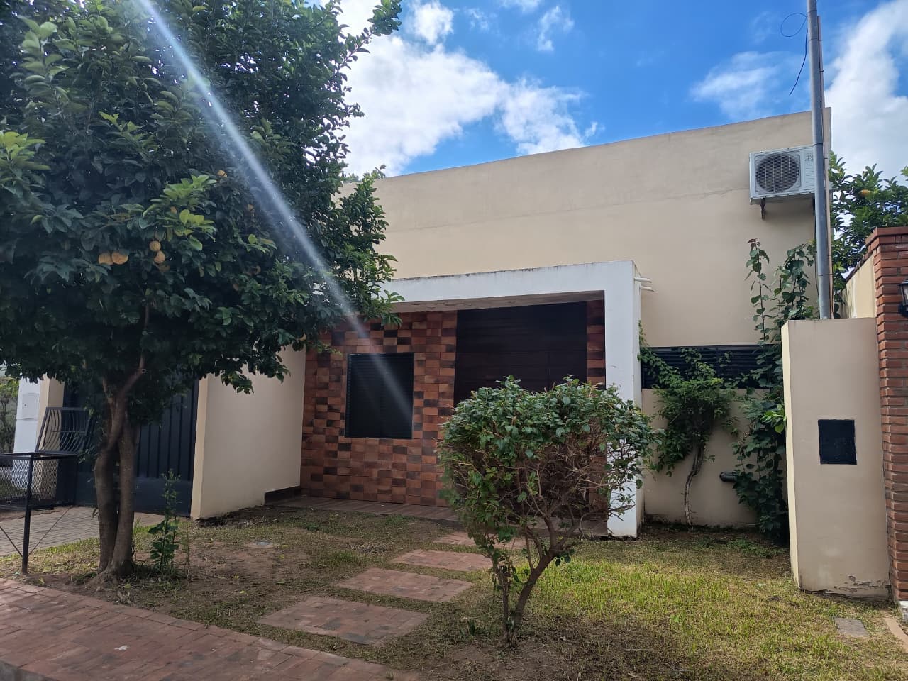 Dúplex en Lambaré, Central