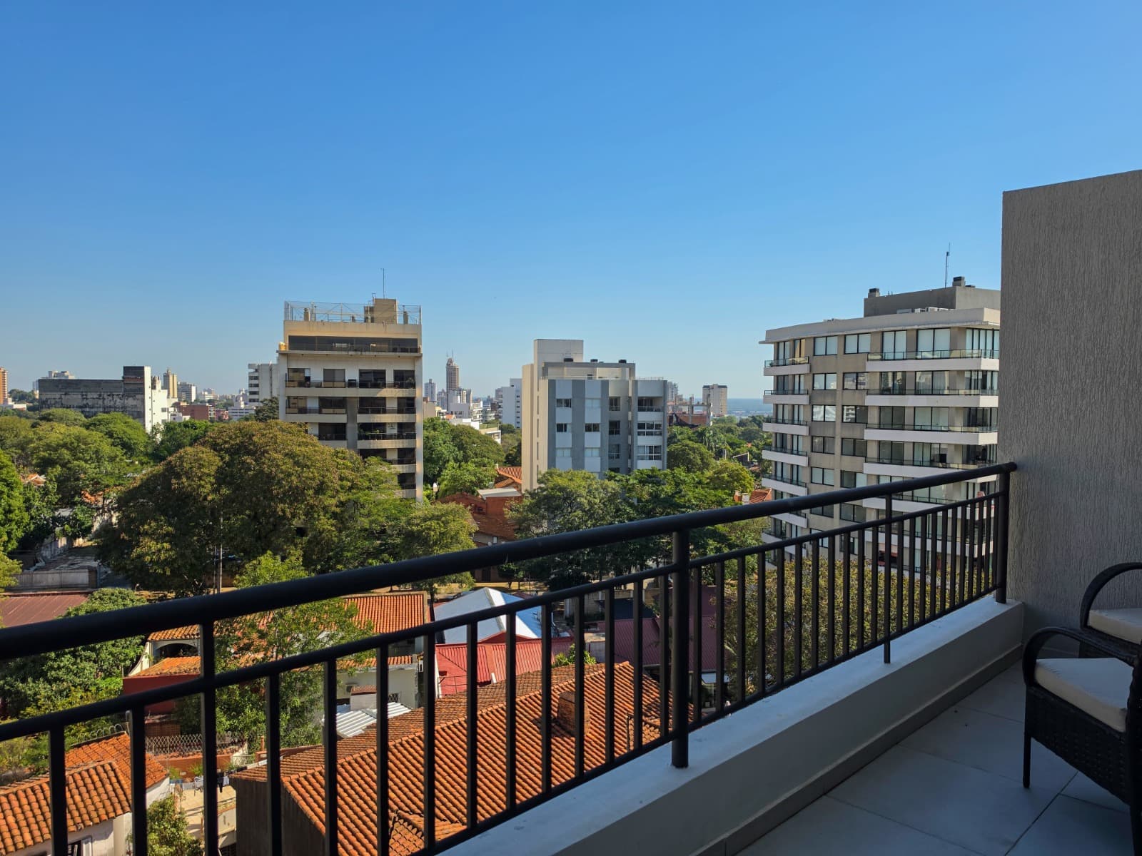 Departamento en Las Mercedes, Asunción - foto 3