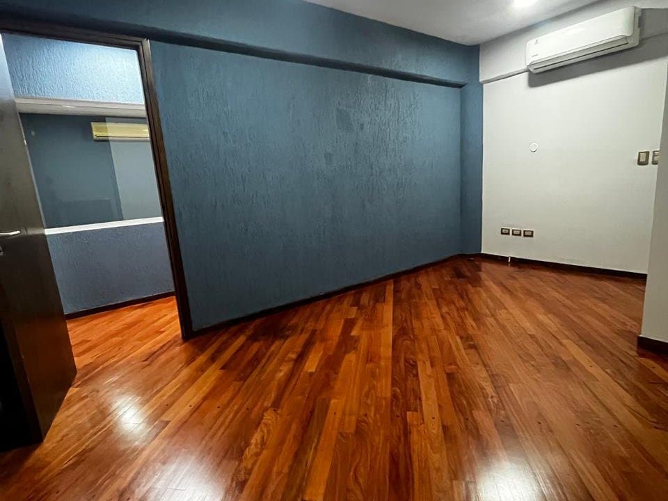 Oficina en Avenida Doctor Guido Boggiani