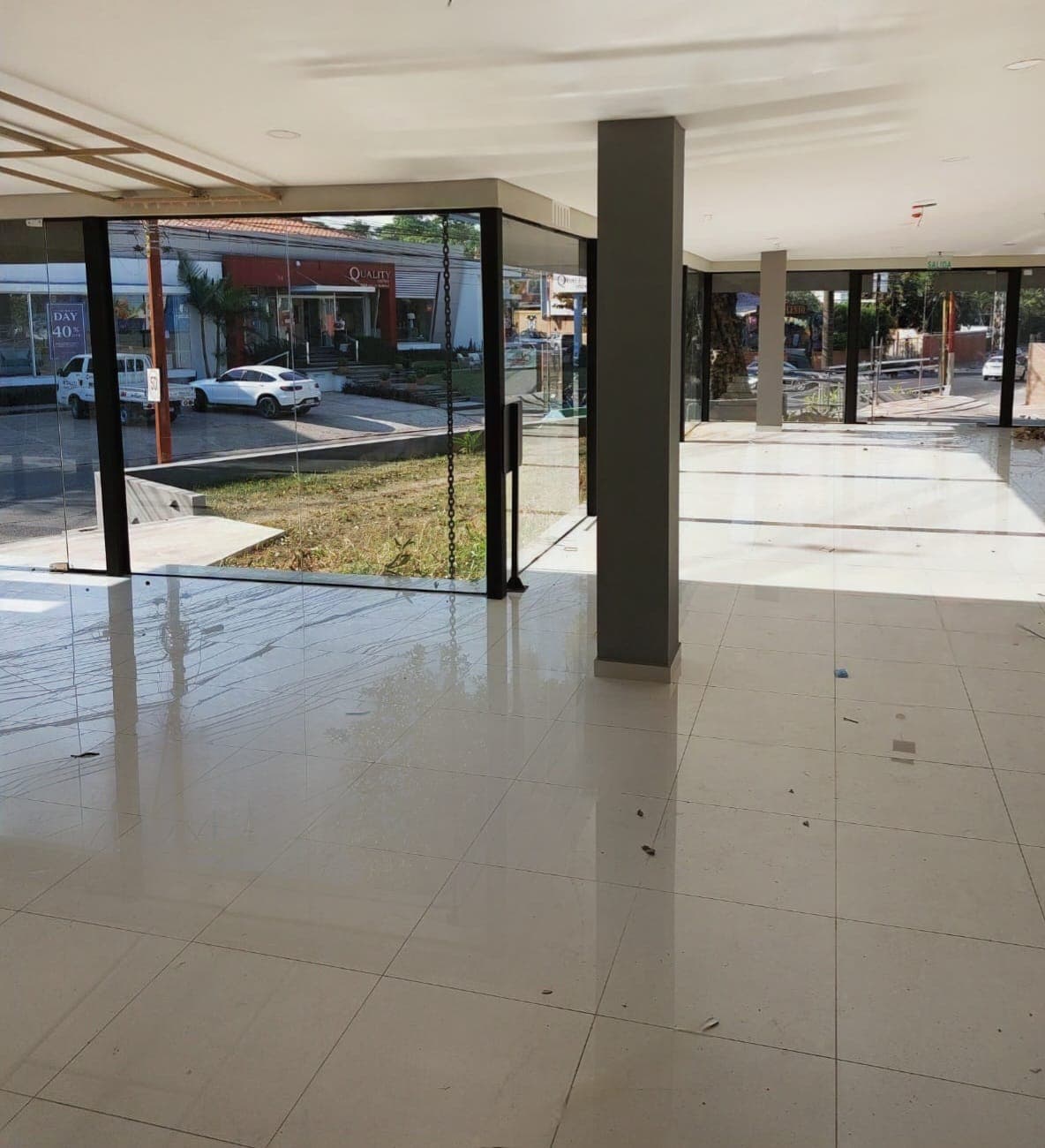 Local comercial en Mcal. López, Asunción - foto 3
