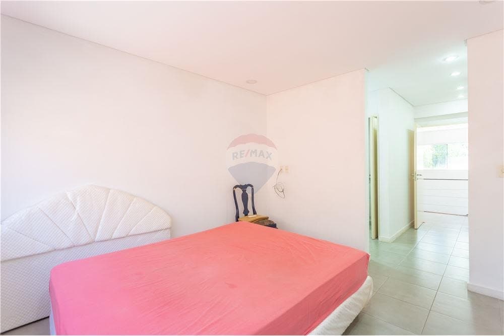 Casa en Fernando de la Mora, Central - foto 6