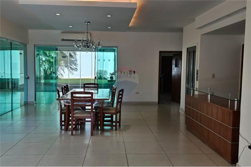 Casa en Olegario Victor Andrade casi Consejal Vargas - foto 3