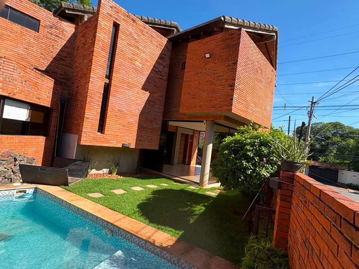 Casa en Avenida Primer Presidente