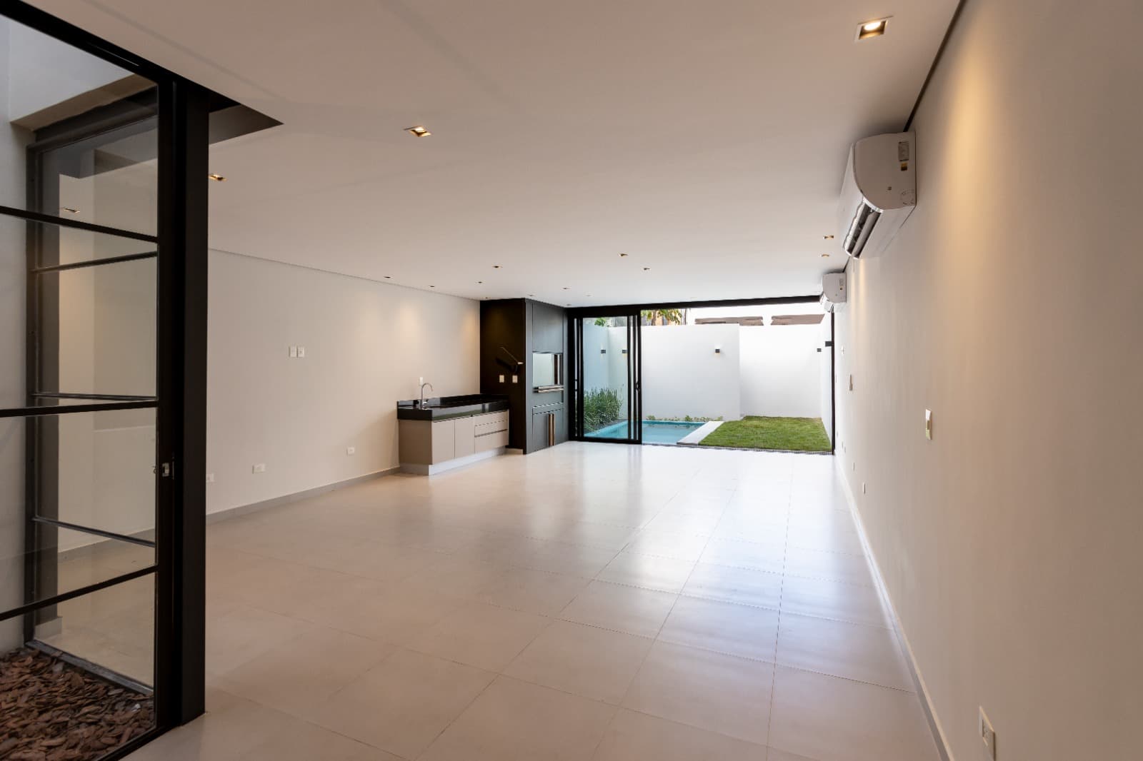 Dúplex en Mburucuyá, Asunción - foto 4