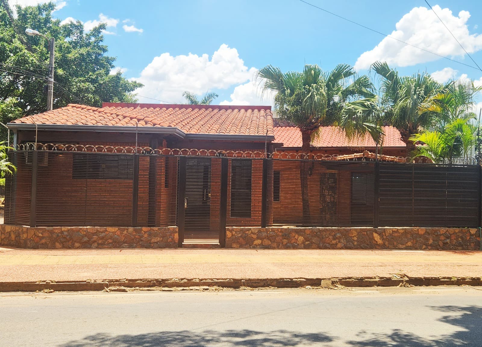 Casa en Libertad esquina Taruma - foto 8