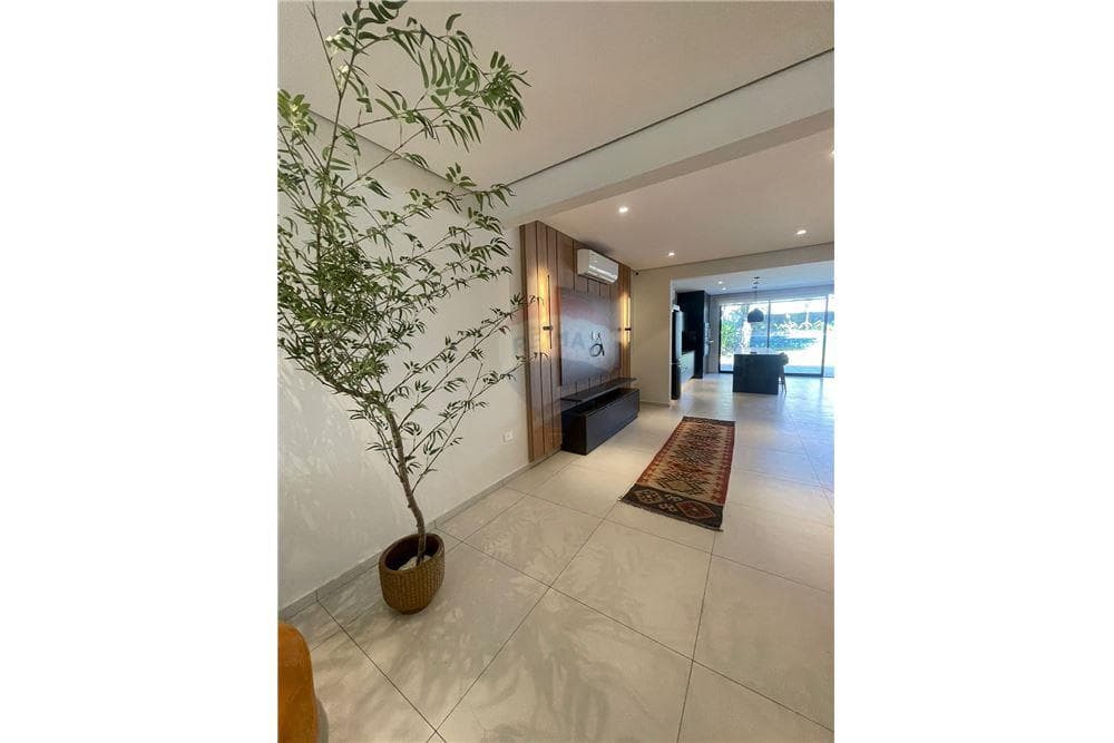 Casa en Mcal. Estigarribia, Asunción - foto 4