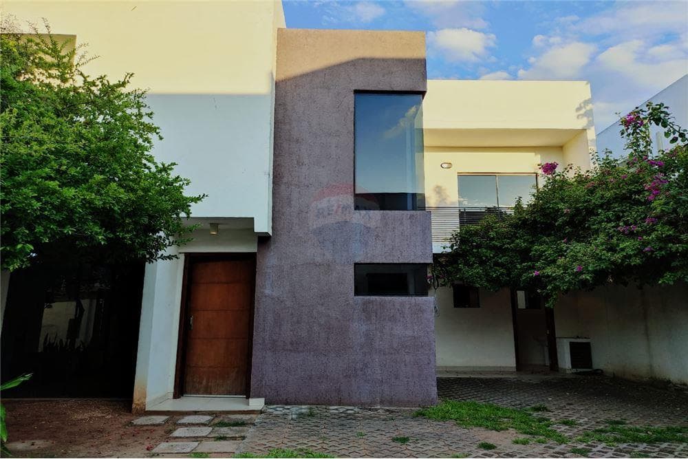 Casa en Villa Aurelia 7408 Tte. Adolfo Aristigueta e/Tte. 1° Cayetano Rivarol - foto 4