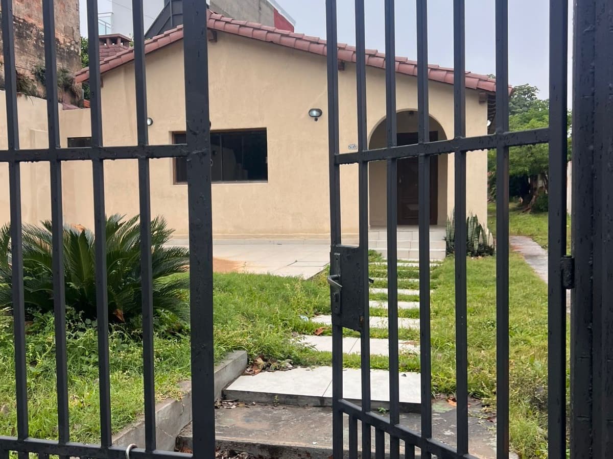 Casa en San Vicente, Asunción