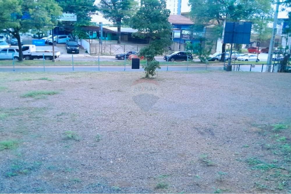 Terreno en Avenida Mariscal López - foto 3
