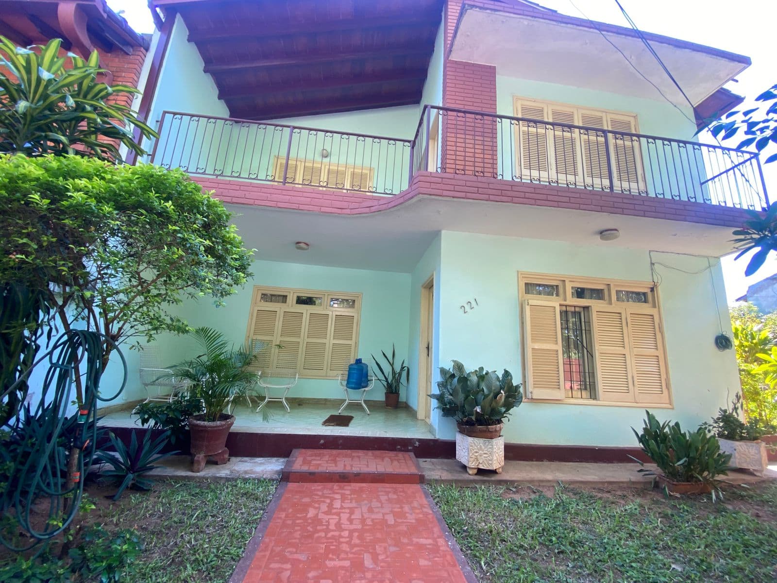 Casa en Madame Lynch - foto 4