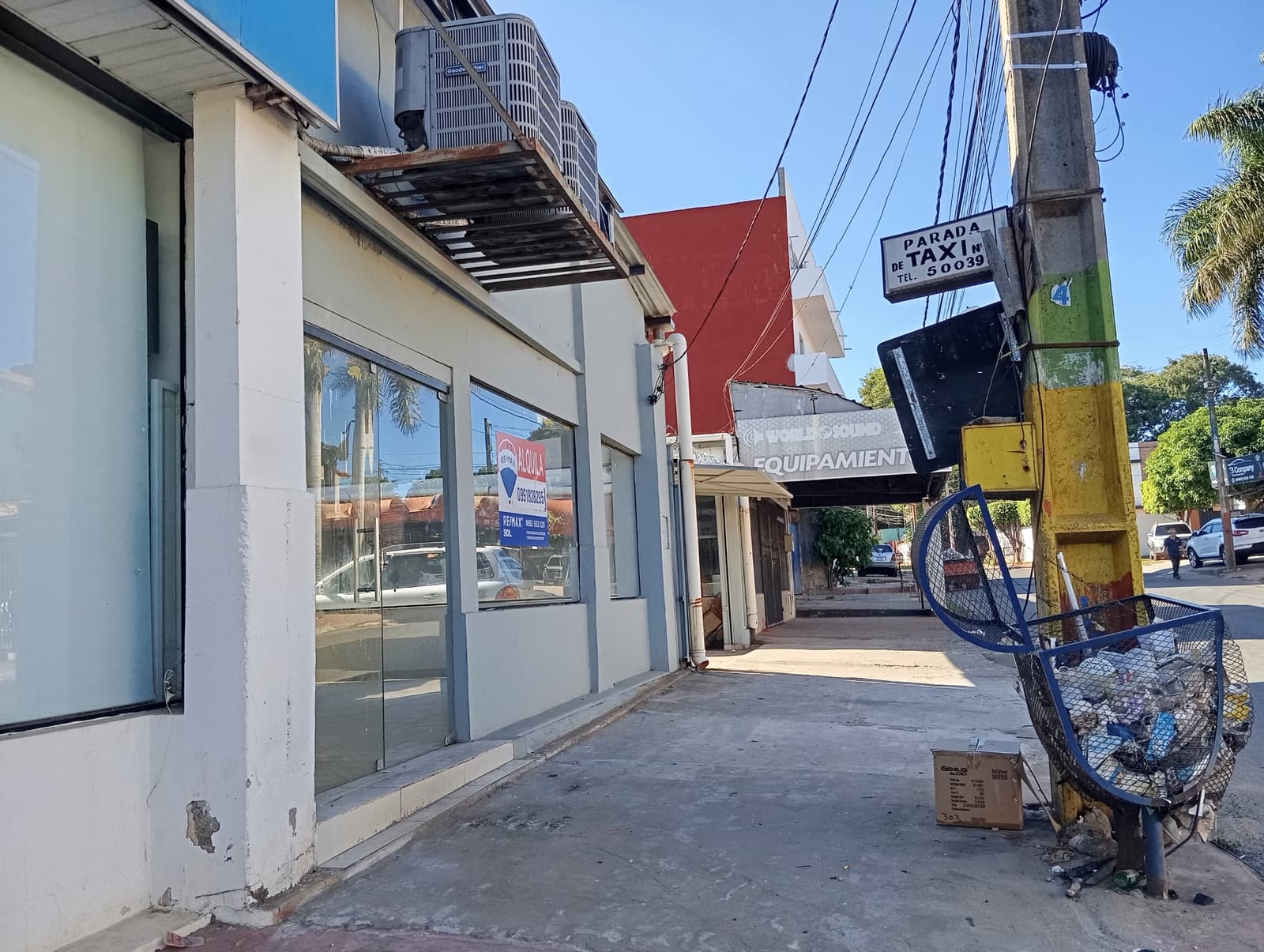 Local comercial en Fernando de la Mora, Central