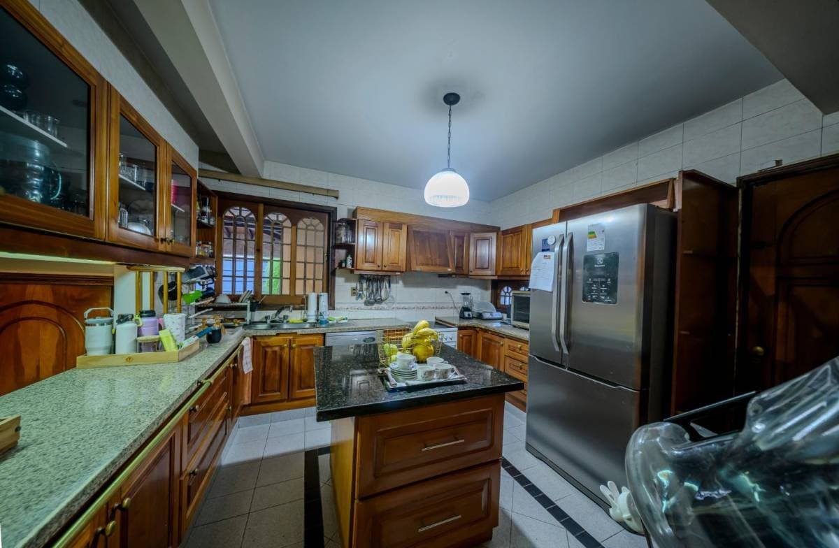 Casa en Tte. Victoriano Acuña - foto 6